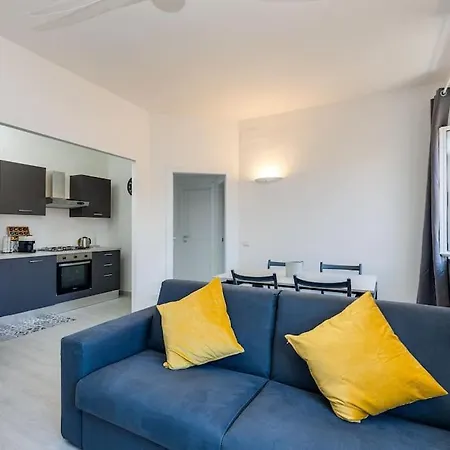 Candia65 Apartamento *